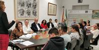 Nos reunimos con grupos de participación juvenil sobre programas de empoderamiento juvenil Nos reunimos con grupos de participación juvenil sobre programas de empoderamiento juvenil