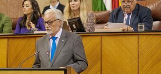 Jesús Maeztu advierte del incremento de la desigualdad ante el pleno del Parlamento andaluz