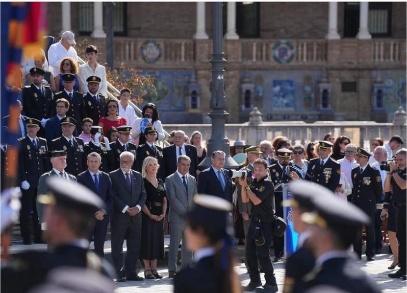 El Defensor del Pueblo andaluz asiste a los actos del Día de la Policía Nacional El Defensor del Pueblo andaluz asiste a los actos del Día de la Policía Nacional