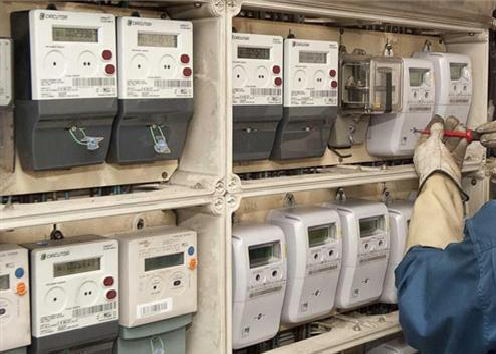 Solicitamos un protocolo de actuación en los fraudes de suministros eléctricos para garantizar los derechos de las personas consumidoras Solicitamos un protocolo de actuación en los fraudes de suministros eléctricos para garantizar los derechos de las personas consumidoras