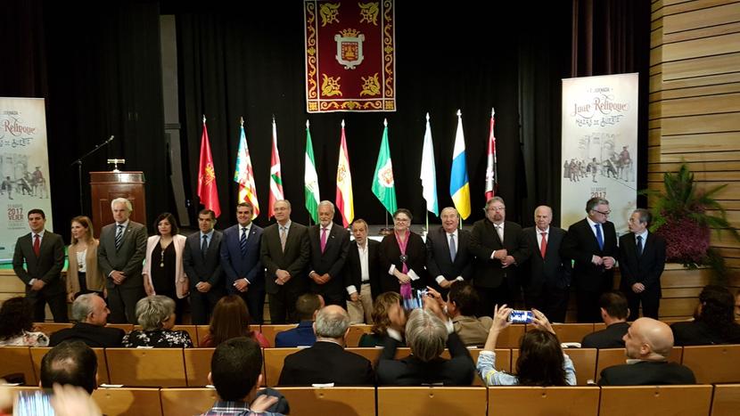 Los defensores del Pueblo homenajean en Vejer a Juan Relinque, uno de sus antecesores en el siglo XVI Los defensores del Pueblo homenajean en Vejer a Juan Relinque, uno de sus antecesores en el siglo XVI