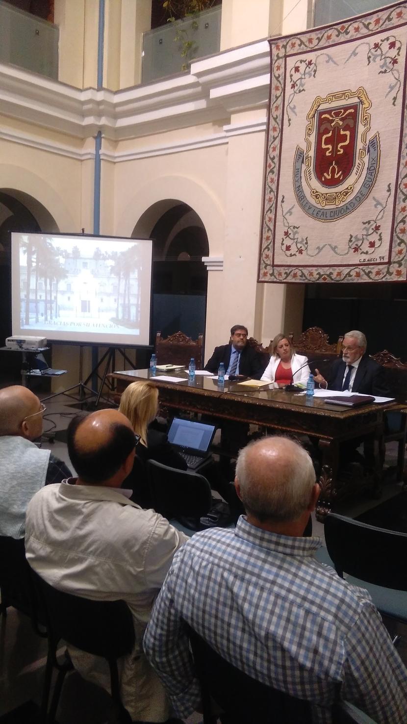 El Defensor del Pueblo analiza los retos de Andalucía en unas jornadas El Defensor del Pueblo analiza los retos de Andalucía en unas jornadas