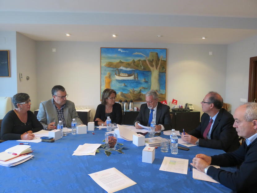 Galardonadas seis entidades de la comarca en los Premios al Valor Social 2015 Galardonadas seis entidades de la comarca en los Premios al Valor Social 2015