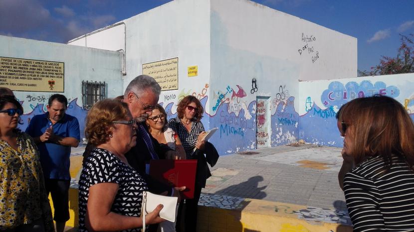 El Defensor del Pueblo Andaluz actúa de oficio ante la ocupación de locales en el Puche (Almería) como viviendas improvisadas El Defensor del Pueblo Andaluz actúa de oficio ante la ocupación de locales en el Puche (Almería) como viviendas improvisadas