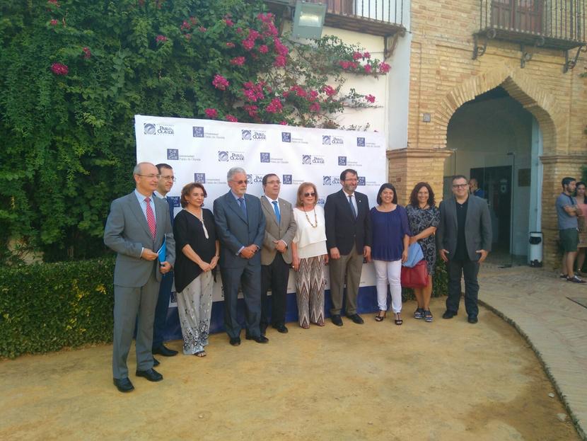 El Defensor demanda a los jóvenes universitarios compromiso social y personal El Defensor demanda a los jóvenes universitarios compromiso social y personal